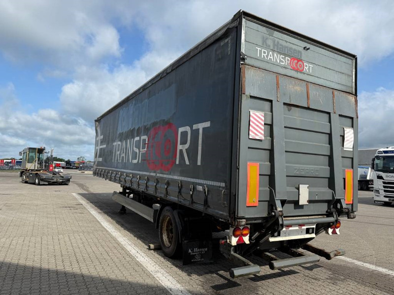 Krone Curtainsider / Planenauflieger / Gardin - Poluprikolica sa ceradom: slika 5 Krone Curtainsider / Planenauflieger / Gardin - Poluprikolica sa ceradom: slika 5