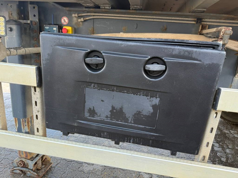 Poluprikolica istovarivača MTDK Tipper / Kipper / Tiptrailer: slika 13 Poluprikolica istovarivača MTDK Tipper / Kipper / Tiptrailer: slika 13