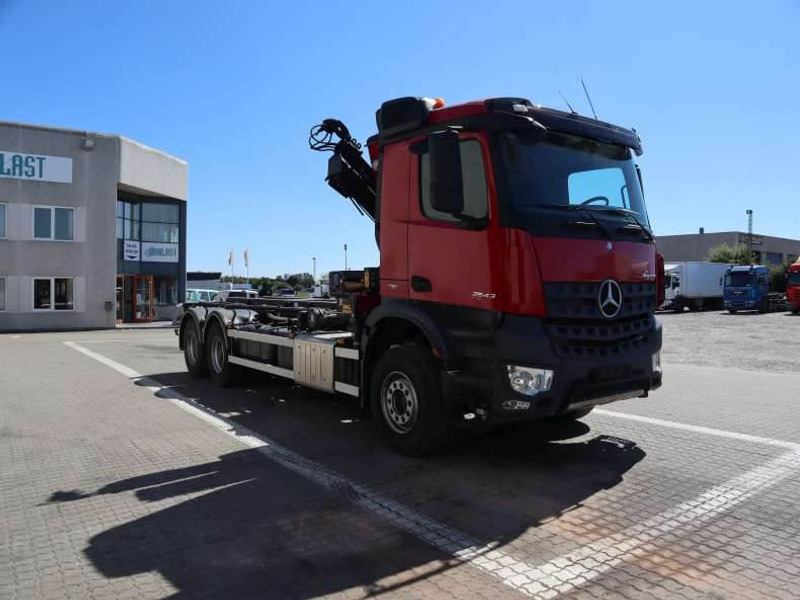 Mercedes-Benz Arocs 2643 euro 6 - Kamion sa kablovskim sistemom: slika 3 Mercedes-Benz Arocs 2643 euro 6 - Kamion sa kablovskim sistemom: slika 3