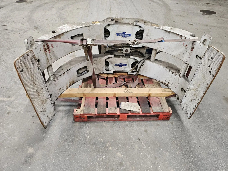 CASCADE 45F-RC-606A - Kuka: slika 1 CASCADE 45F-RC-606A - Kuka: slika 1
