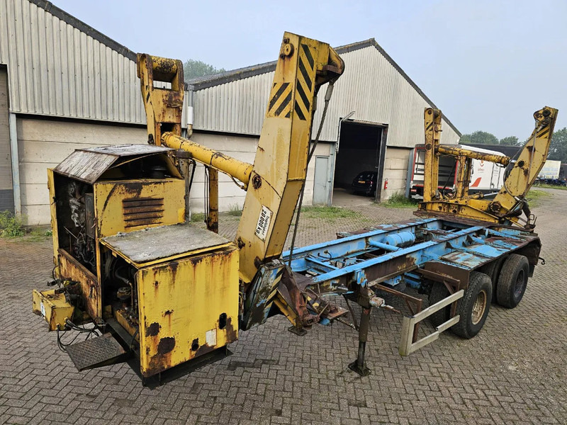 HAMMAR CKS20000 - 20FT Sideloader - Widespread - Steelspring - 8 tires - Poluprikolica za prevoz kontejnera/ Poluprikolica sa promenjivim sandukom: slika 1 HAMMAR CKS20000 - 20FT Sideloader - Widespread - Steelspring - 8 tires - Poluprikolica za prevoz kontejnera/ Poluprikolica sa promenjivim sandukom: slika 1