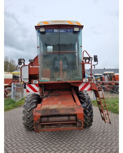 Laverda 3500 - Kombinovani kombajn: slika 2 Laverda 3500 - Kombinovani kombajn: slika 2