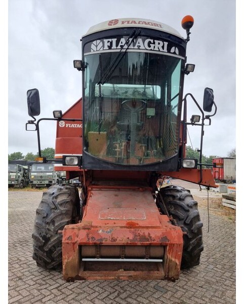 Laverda 3550 R - Kombinovani kombajn: slika 2 Laverda 3550 R - Kombinovani kombajn: slika 2