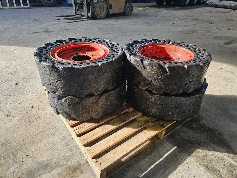 Michelin 30x10-16 - Guma za Kamion: slika 3 Michelin 30x10-16 - Guma za Kamion: slika 3