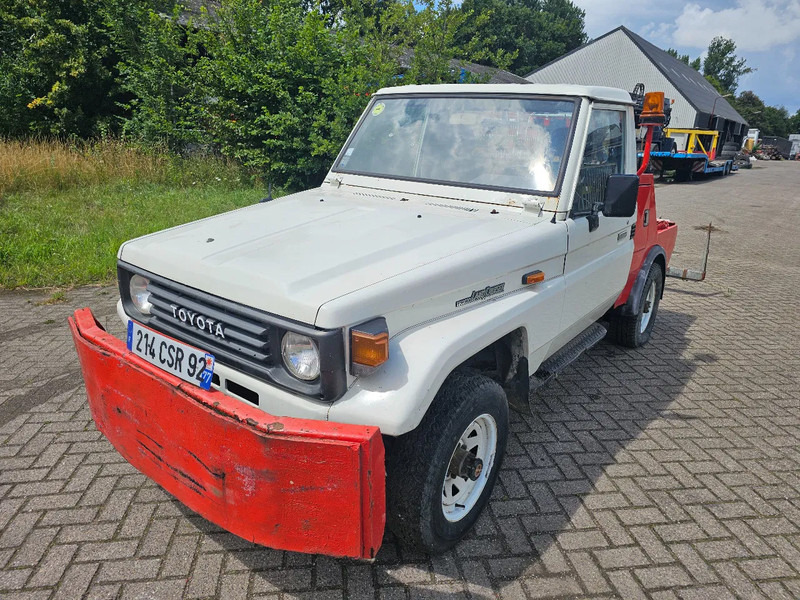 Toyota Land Cruiser LB71MOD - SUVSUV: slika 1 Toyota Land Cruiser LB71MOD - SUVSUV: slika 1
