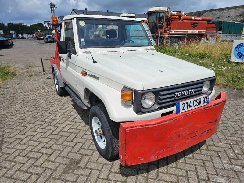 Toyota Land Cruiser LB71MOD - SUVSUV: slika 3 Toyota Land Cruiser LB71MOD - SUVSUV: slika 3