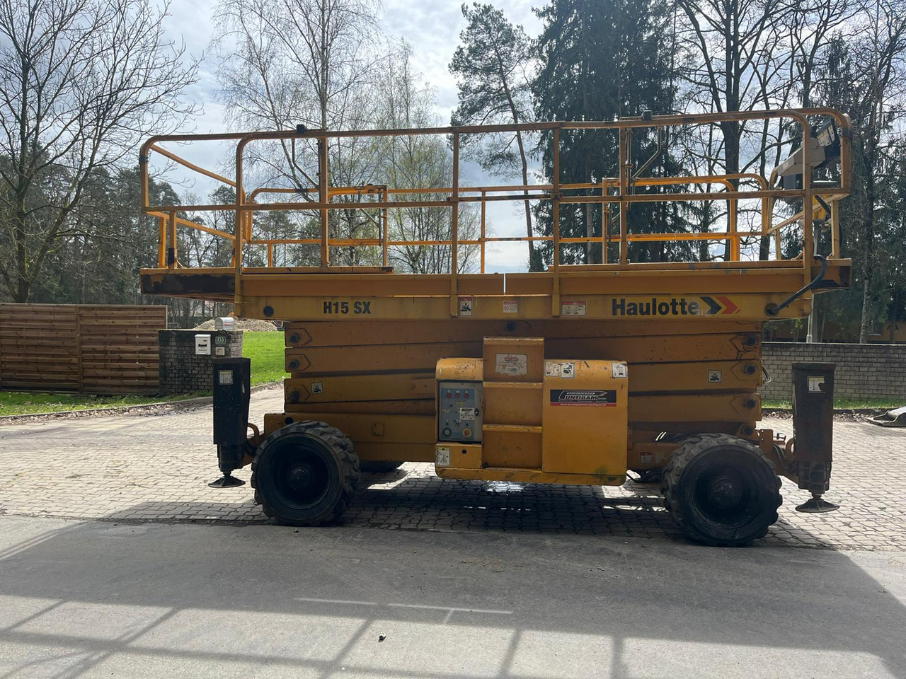 HAULOTTE H 15 SX - Vazdušna platforma: slika 2 HAULOTTE H 15 SX - Vazdušna platforma: slika 2