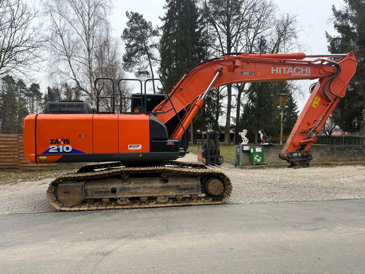 HITACHI ZX 210-6 - Bager guseničar: slika 2 HITACHI ZX 210-6 - Bager guseničar: slika 2