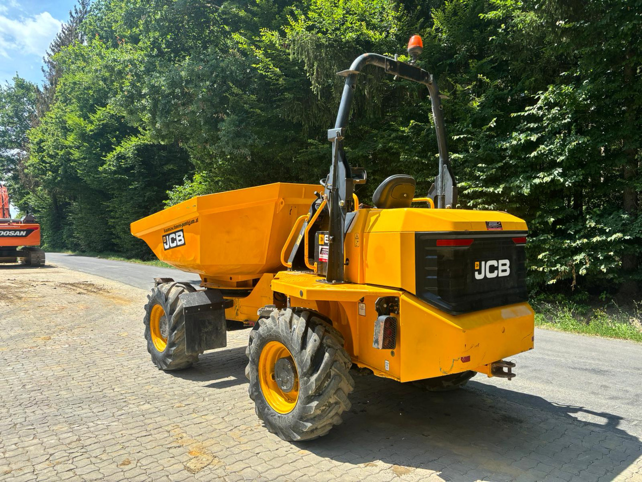 JCB 6 ST - Kiper: slika 5 JCB 6 ST - Kiper: slika 5