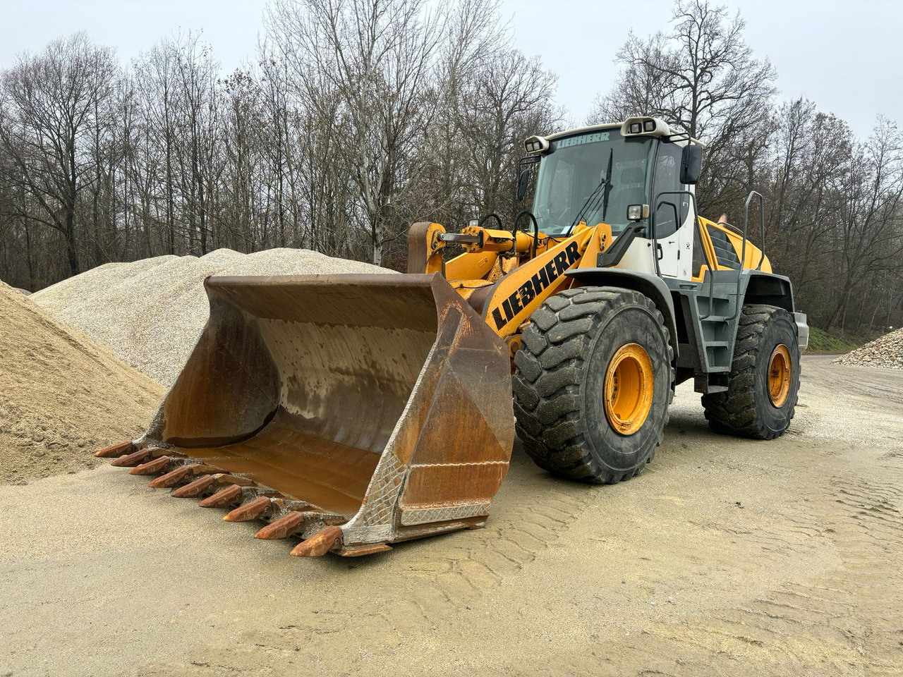 Liebherr L 576 2plus2 - Utovarivač točkaš: slika 3 Liebherr L 576 2plus2 - Utovarivač točkaš: slika 3