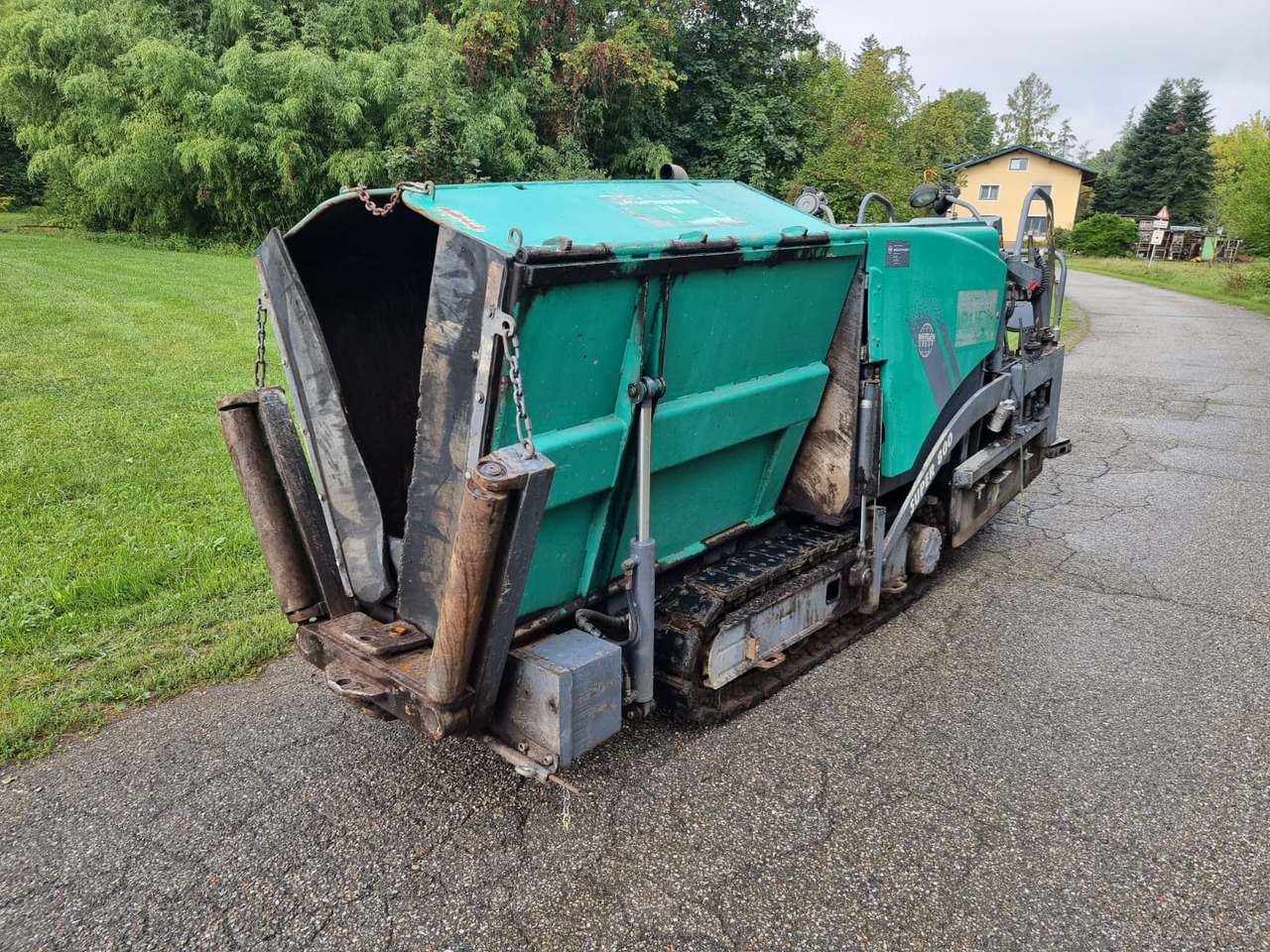 VÖGELE Super 800 - Asfaltni finišer: slika 4 VÖGELE Super 800 - Asfaltni finišer: slika 4