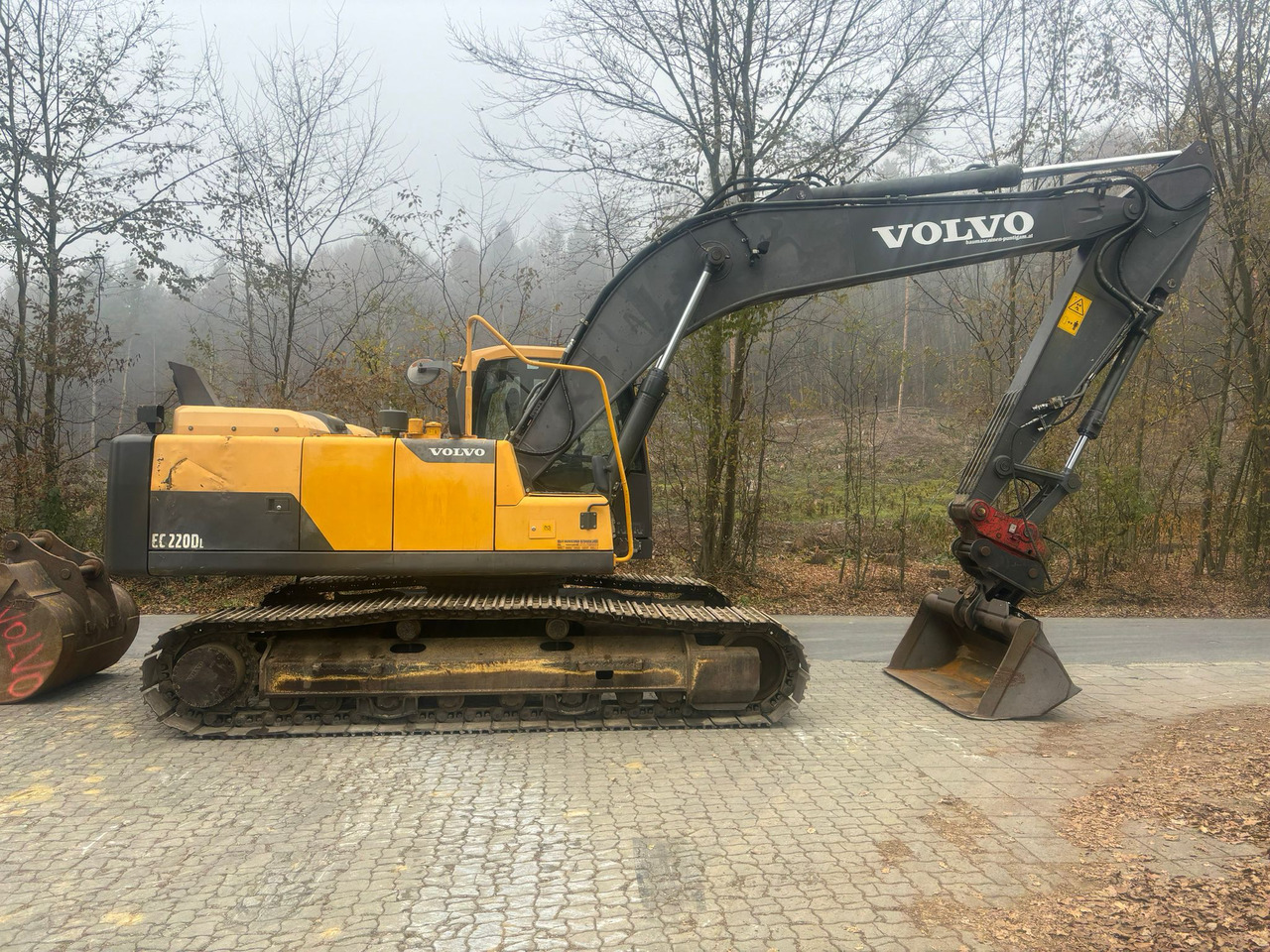 Volvo EC 220 DL - Bager guseničar: slika 2 Volvo EC 220 DL - Bager guseničar: slika 2