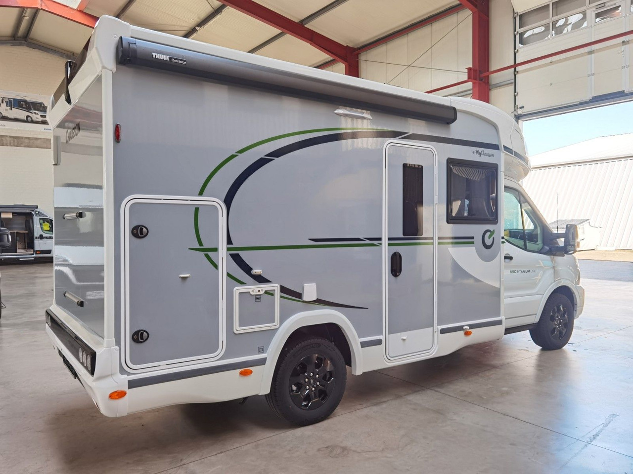 Chausson 650 TITANIUM / -2026- / 165PS-8G. / AHK/ HUBBETT - Poluintegrisani kamper: slika 4 Chausson 650 TITANIUM / -2026- / 165PS-8G. / AHK/ HUBBETT - Poluintegrisani kamper: slika 4