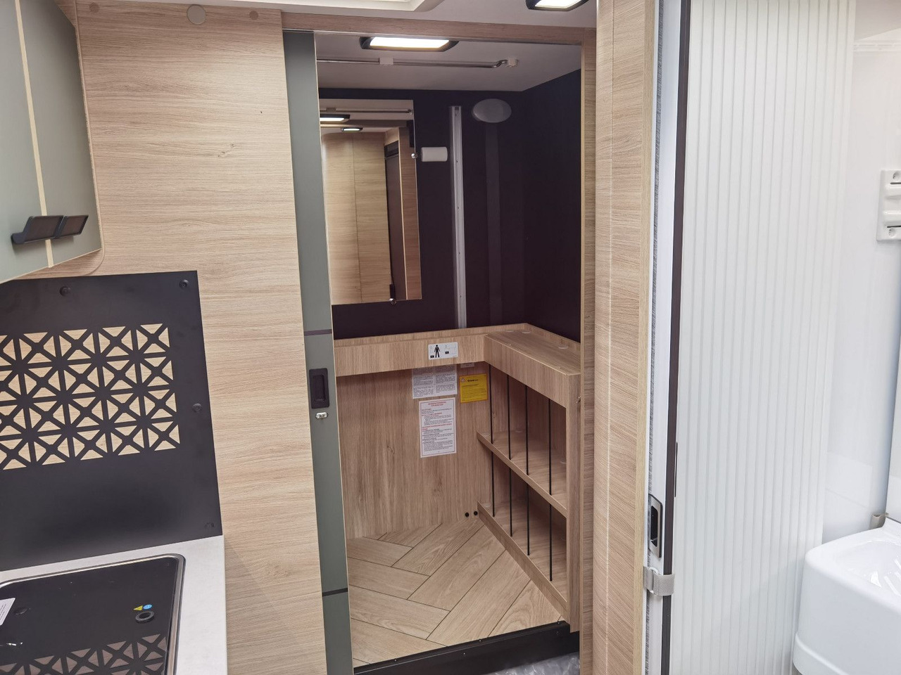 Poluintegrisani kamper Chausson X 650 EXCLUSIVE LINE / - 2026 - / XXL - HUBBETT: slika 21