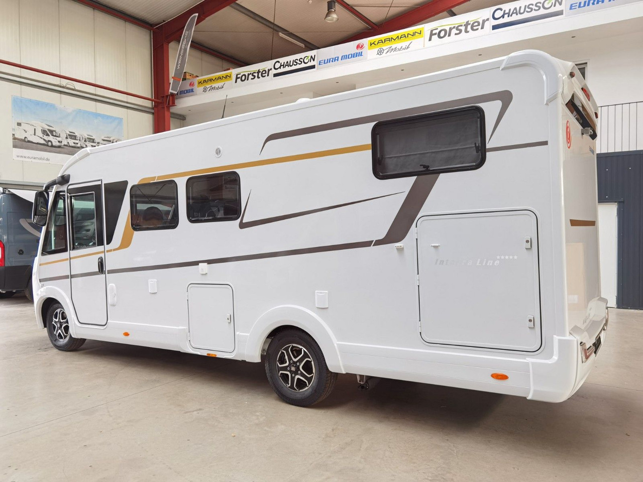 Eura Mobil INTEGRA LINE 720 EB /-2026- /8G-180PS/PLUS-PAKET - Integrisani kamper: slika 5 Eura Mobil INTEGRA LINE 720 EB /-2026- /8G-180PS/PLUS-PAKET - Integrisani kamper: slika 5