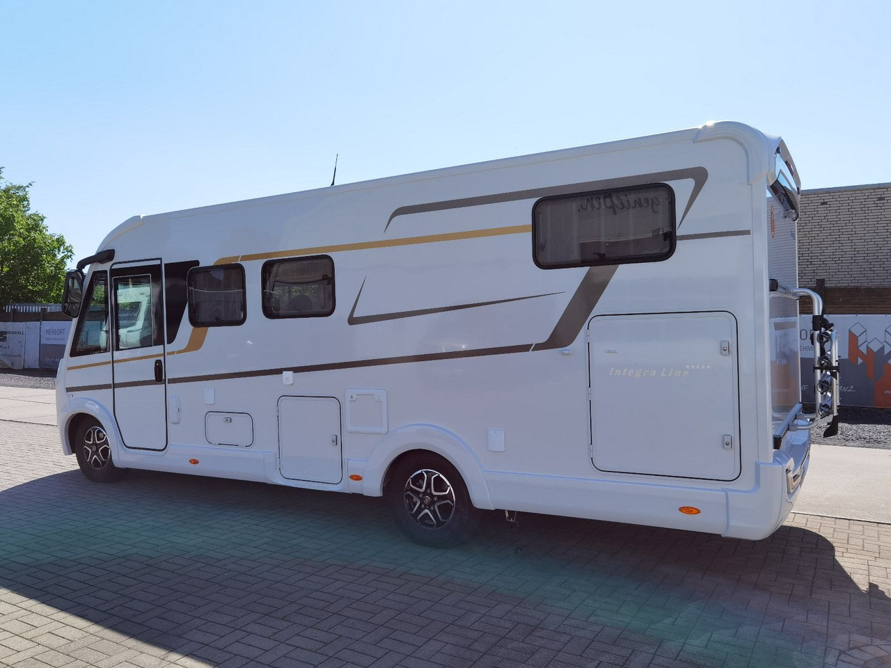 Eura Mobil INTEGRA LINE 720 EF / 180PS-9G 40H /EINZELBETTEN - Integrisani kamper: slika 5 Eura Mobil INTEGRA LINE 720 EF / 180PS-9G 40H /EINZELBETTEN - Integrisani kamper: slika 5