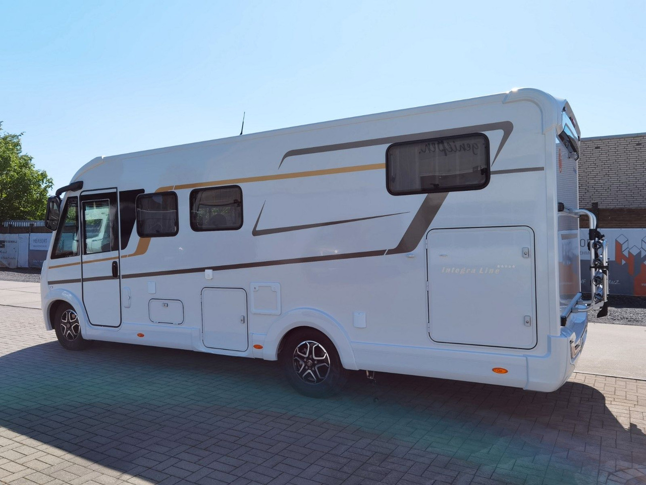Eura Mobil INTEGRA LINE 720 EF / 180PS-9G 40H /EINZELBETTEN - Integrisani kamper: slika 5 Eura Mobil INTEGRA LINE 720 EF / 180PS-9G 40H /EINZELBETTEN - Integrisani kamper: slika 5