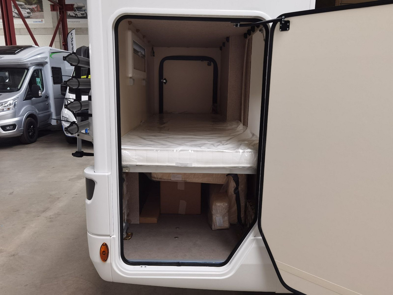 Alkoven kamper Forster A 699 VB / - MODELL 2025- / 140PS / ETAGENBETTEN: slika 11