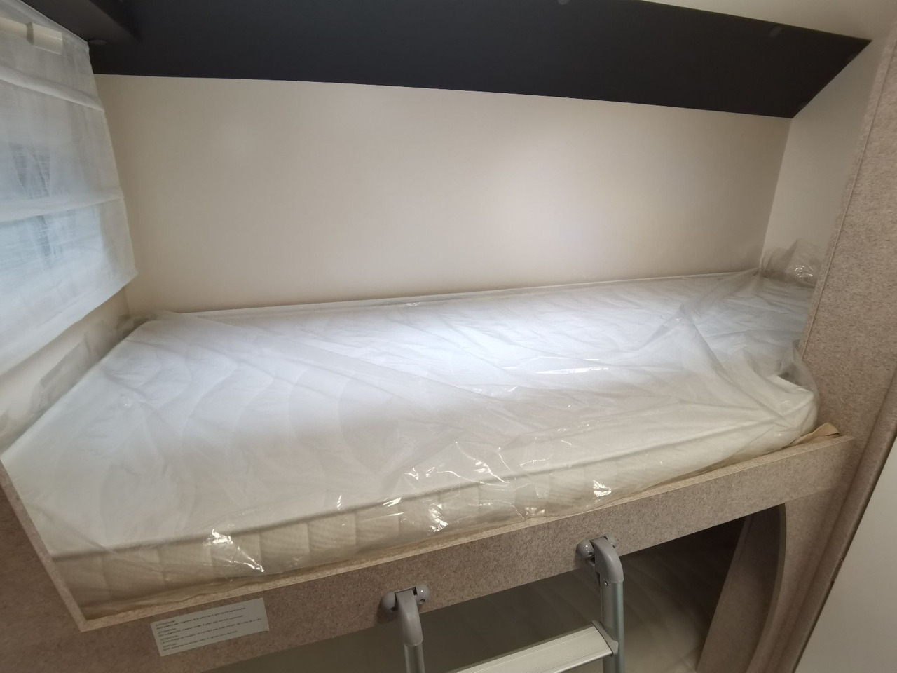 Alkoven kamper Forster A 699 VB / - MODELL 2025- / 140PS / ETAGENBETTEN: slika 23