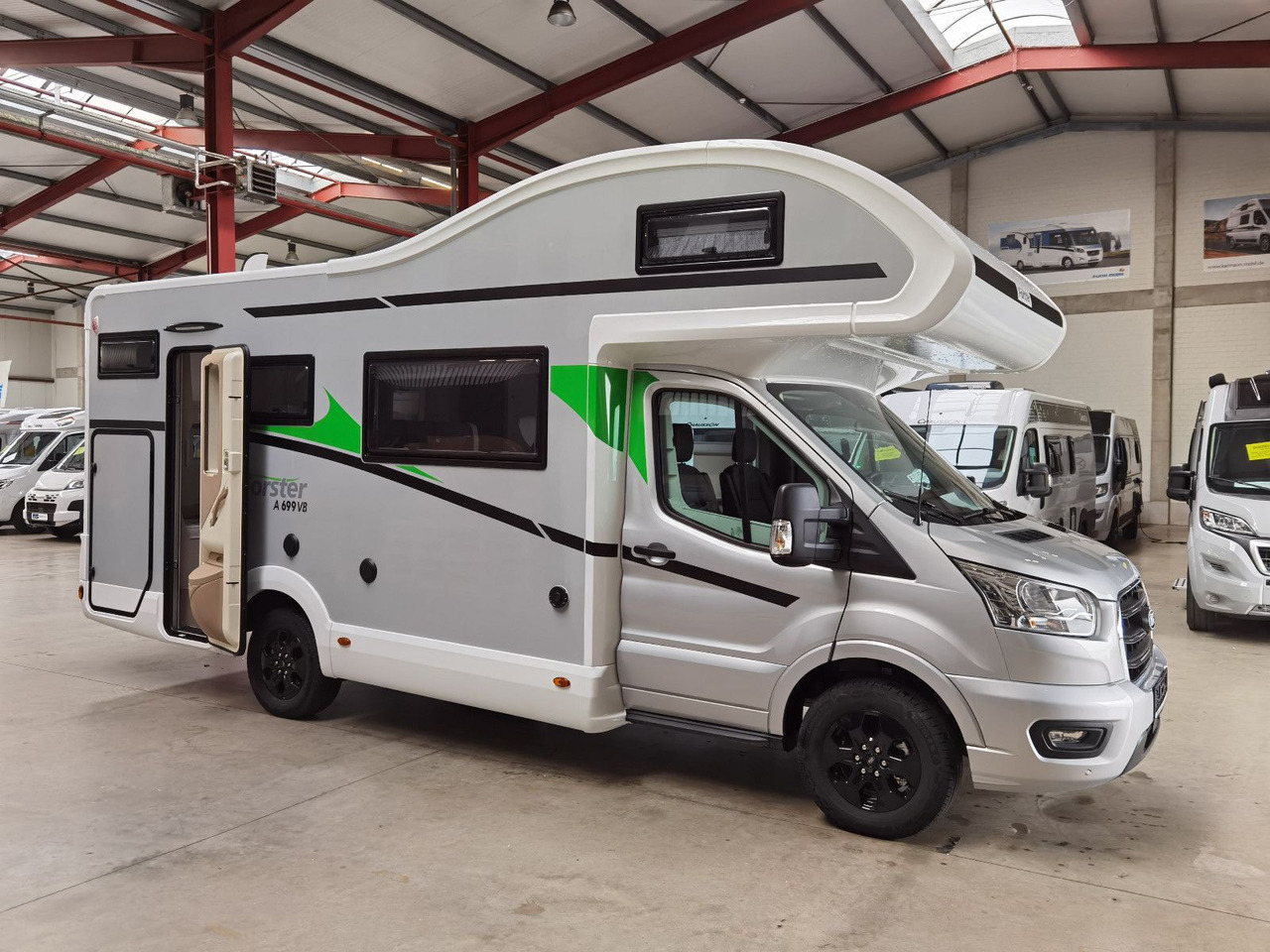 Forster A 699 VB / Modell 2026 / 165PS / ETAGENBETTEN - Alkoven kamper: slika 5 Forster A 699 VB / Modell 2026 / 165PS / ETAGENBETTEN - Alkoven kamper: slika 5