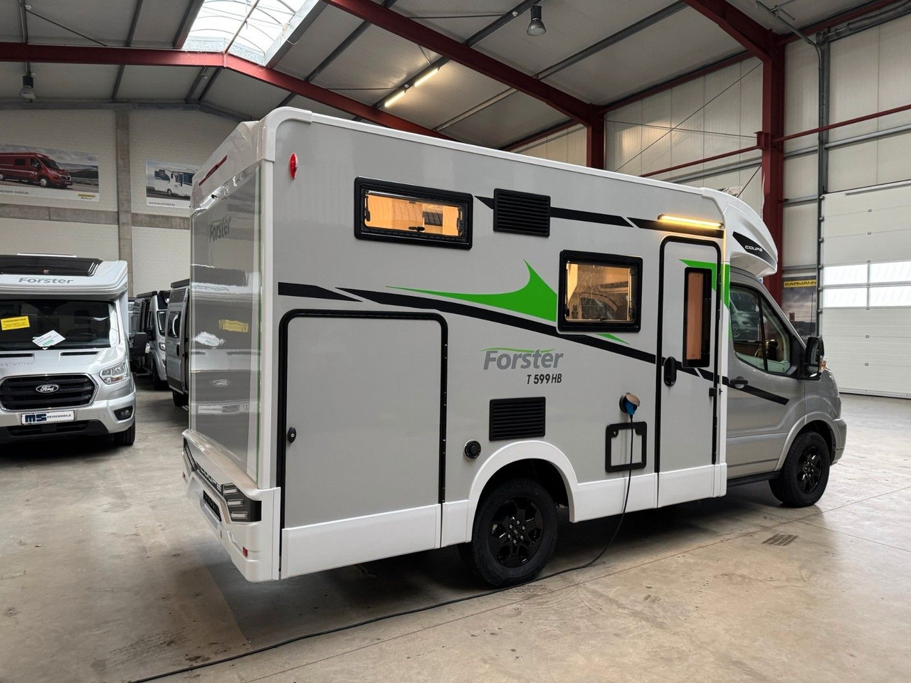 Forster T 599 HBN COUPÈ /-2026-/ 165PS-8G / SILVER-PAKET - Poluintegrisani kamper: slika 4 Forster T 599 HBN COUPÈ /-2026-/ 165PS-8G / SILVER-PAKET - Poluintegrisani kamper: slika 4
