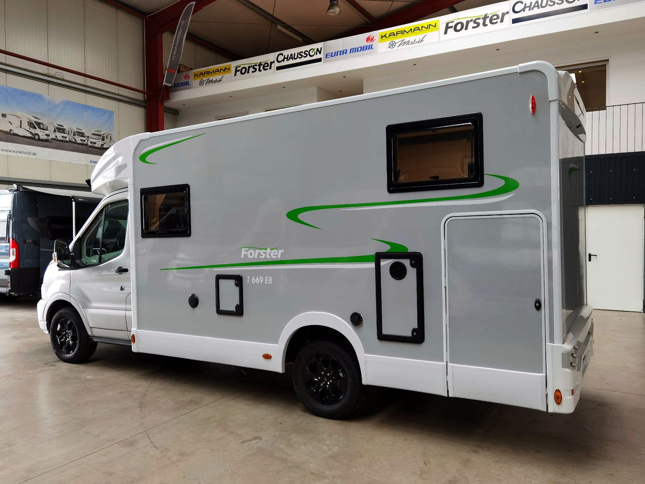 Forster T 669 EBN COUPÈ / -2025- / 165PS / EINZELBETTEN - Poluintegrisani kamper: slika 5 Forster T 669 EBN COUPÈ / -2025- / 165PS / EINZELBETTEN - Poluintegrisani kamper: slika 5