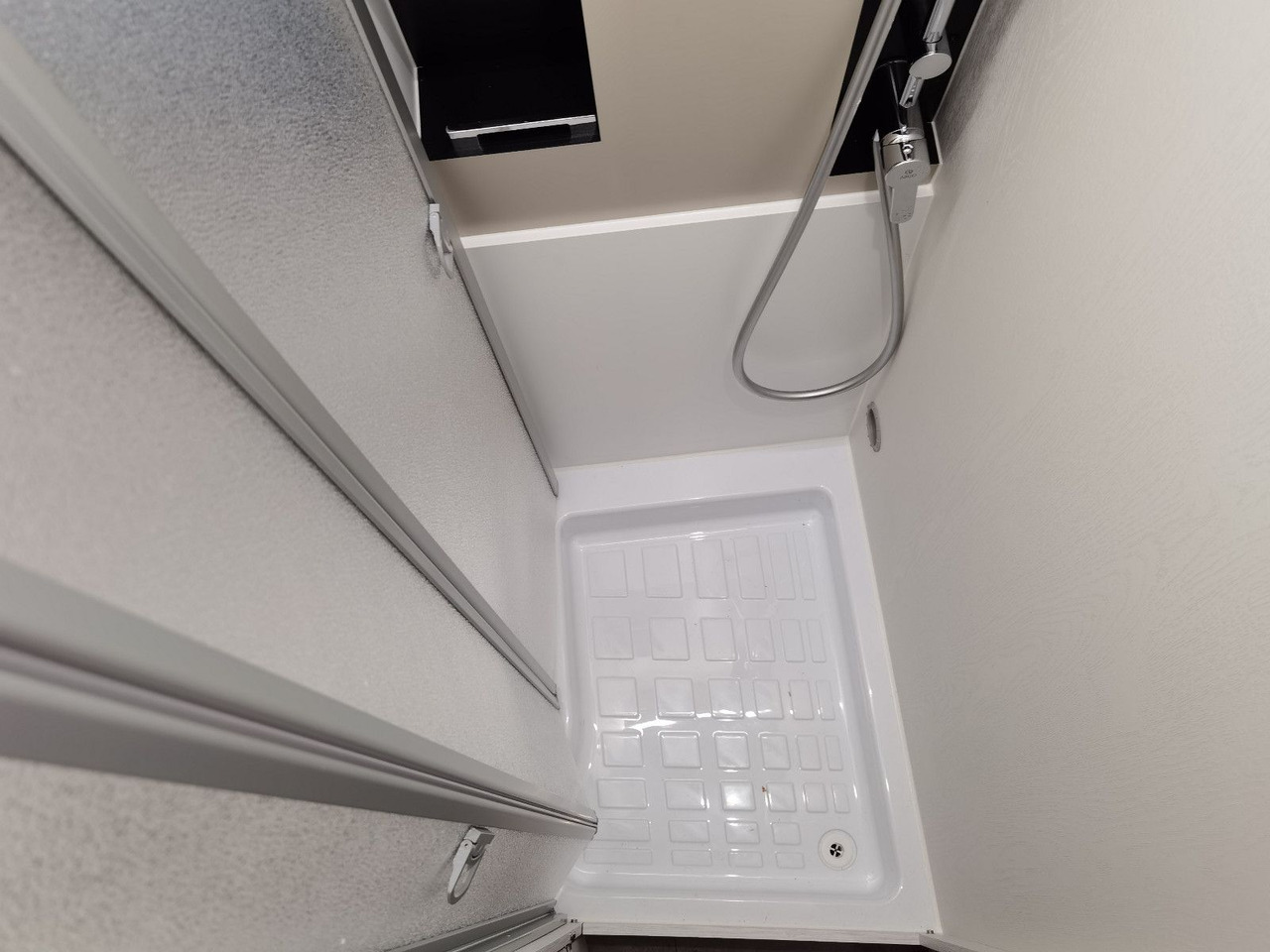 Kamp kombi Karmann DAVIS 590 LIFESTYLE / MODELL 2026 / AUFSTELLDACH: slika 29