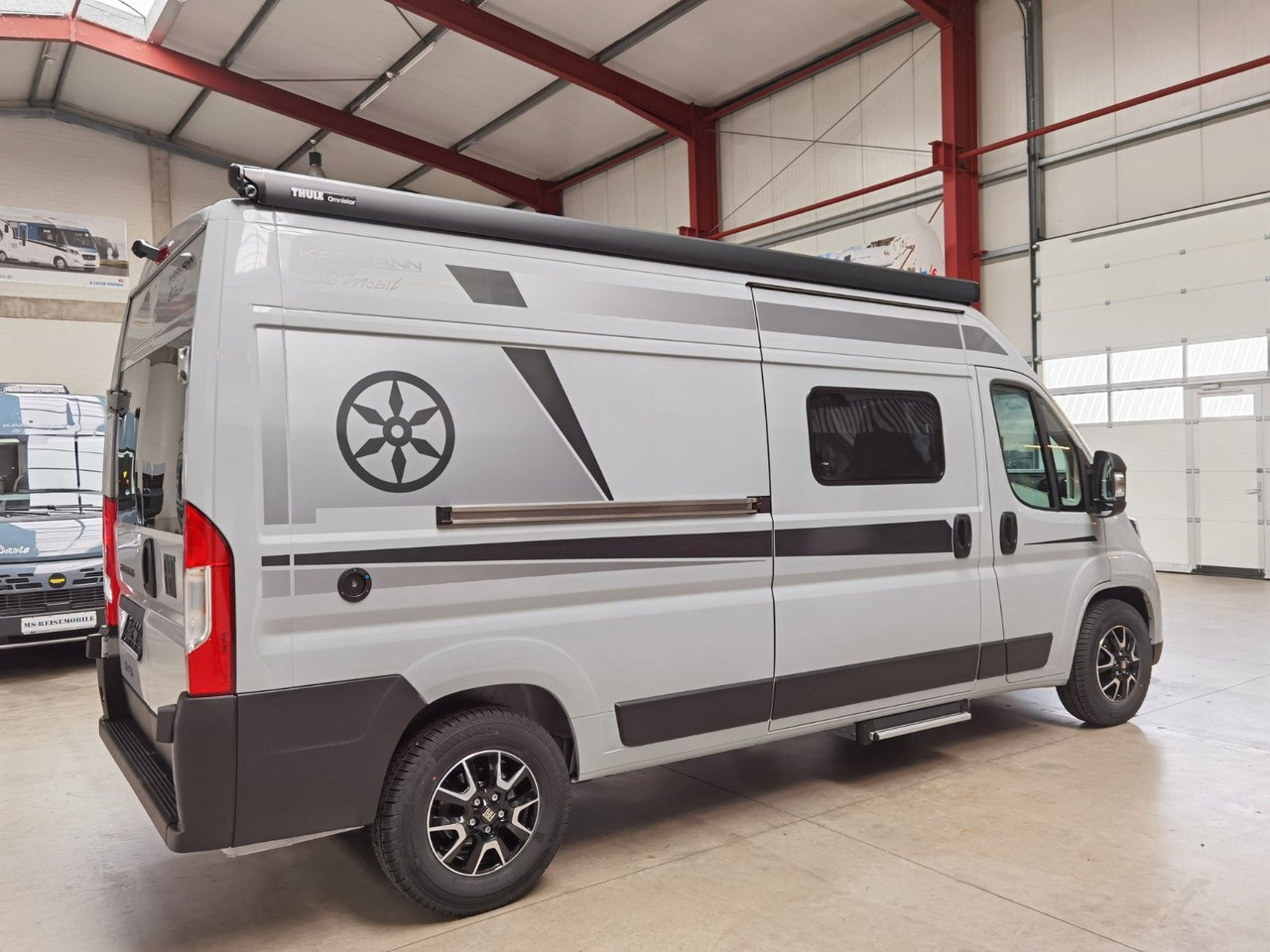 Karmann DEXTER 600 / -2026-/ EINZELBETTEN & BAR VERSION - Kamp kombi: slika 4 Karmann DEXTER 600 / -2026-/ EINZELBETTEN & BAR VERSION - Kamp kombi: slika 4