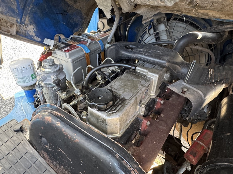 Dizel viljuškar Caterpillar DP35K: slika 17