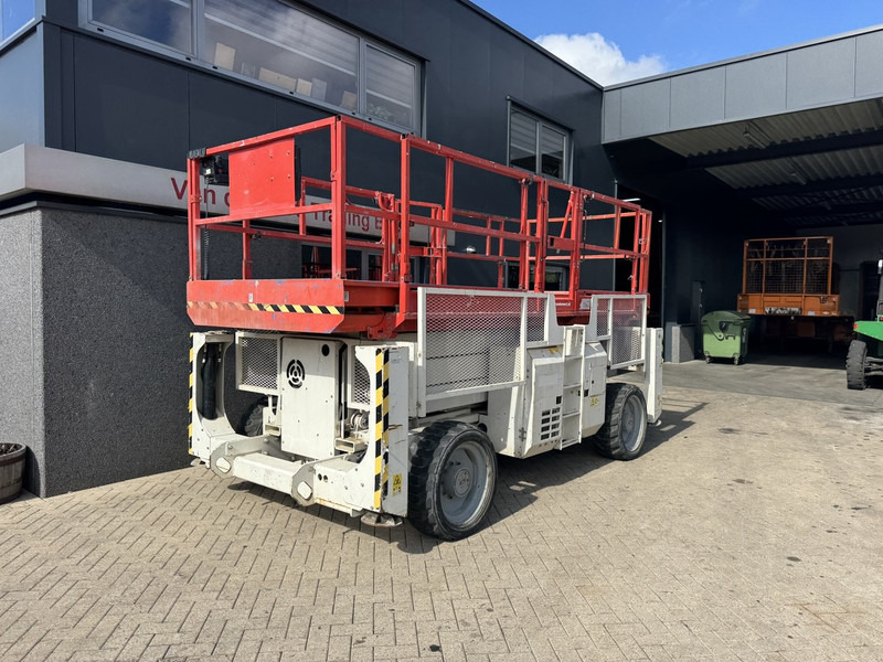 Genie Genie GS 3390 RT Schaarhoogwerker / Scissor Lift / Arbeitsbuhne 12mtr werkhoogte 4x4 Deutz DIESEL 2014 - Lift u obliku makaza: slika 5 Genie Genie GS 3390 RT Schaarhoogwerker / Scissor Lift / Arbeitsbuhne 12mtr werkhoogte 4x4 Deutz DIESEL 2014 - Lift u obliku makaza: slika 5
