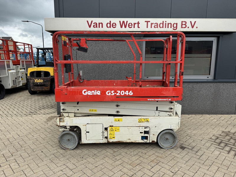 Genie Genie GS2046 schaarlift schaar hoogwerker 2012 uur 8mtr werkhoogte - Lift u obliku makaza: slika 1 Genie Genie GS2046 schaarlift schaar hoogwerker 2012 uur 8mtr werkhoogte - Lift u obliku makaza: slika 1