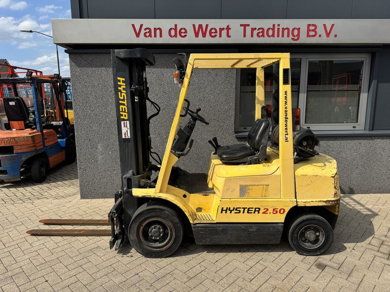 Hyster H2.50XM Triplo 470 Freelift / Sideshift LPG 1995 - Gasni viljuškar: slika 1 Hyster H2.50XM Triplo 470 Freelift / Sideshift LPG 1995 - Gasni viljuškar: slika 1