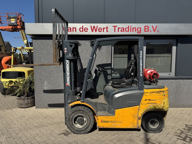 Jungheinrich TFG 425 - Gasni viljuškar: slika 5 Jungheinrich TFG 425 - Gasni viljuškar: slika 5