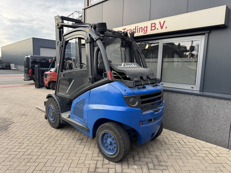Linde H45T Duplo 400 Freelift / Sideshift / 4e Functie LPG 2005 - Gasni viljuškar: slika 4 Linde H45T Duplo 400 Freelift / Sideshift / 4e Functie LPG 2005 - Gasni viljuškar: slika 4