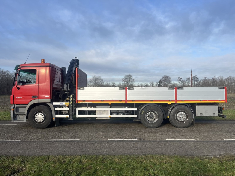 Mercedes-Benz ACTROS 2832 - Kamion sa tovarnim sandukom, Kamion sa dizalicom: slika 3 Mercedes-Benz ACTROS 2832 - Kamion sa tovarnim sandukom, Kamion sa dizalicom: slika 3