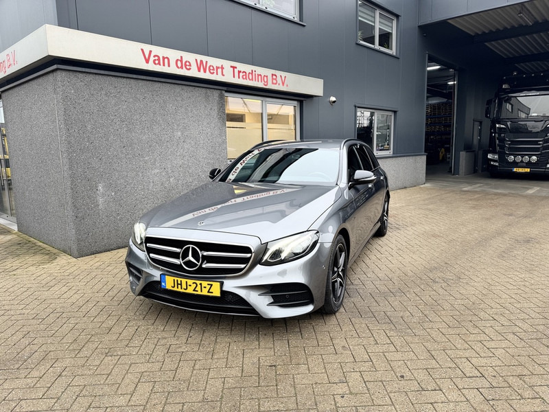 Mercedes-Benz E-Klasse Estate 300 de AMG Line 2020 Led / ACC / Leder - Automobil: slika 2 Mercedes-Benz E-Klasse Estate 300 de AMG Line 2020 Led / ACC / Leder - Automobil: slika 2