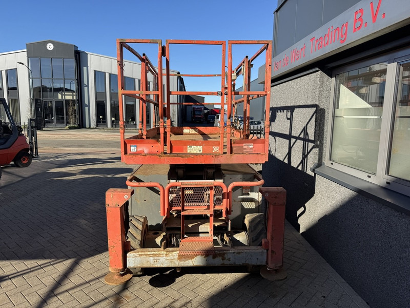Skyjack SJ 6832RT 2012 4X4 Kubota Diesel 11.7M Werkhoogte - Lift u obliku makaza: slika 4 Skyjack SJ 6832RT 2012 4X4 Kubota Diesel 11.7M Werkhoogte - Lift u obliku makaza: slika 4