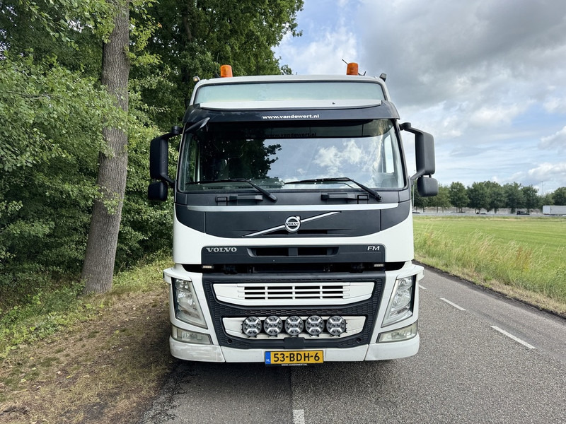 Volvo FM 420 6X2 Machine Transporter / Oprij Vrachtwagen 2013 / EURO 6 / 550DKM / APK 8-26 / Steering Wheel - Kamion za prevoz automobila: slika 3 Volvo FM 420 6X2 Machine Transporter / Oprij Vrachtwagen 2013 / EURO 6 / 550DKM / APK 8-26 / Steering Wheel - Kamion za prevoz automobila: slika 3