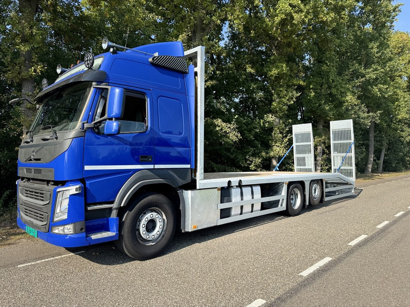 Volvo FM370 6X2 Machine Transporter / Oprij Vrachtwagen 2019 / EURO 6 / 550DKM / Steering Wheel / APK 11-2026 - Kamion za prevoz automobila: slika 3 Volvo FM370 6X2 Machine Transporter / Oprij Vrachtwagen 2019 / EURO 6 / 550DKM / Steering Wheel / APK 11-2026 - Kamion za prevoz automobila: slika 3