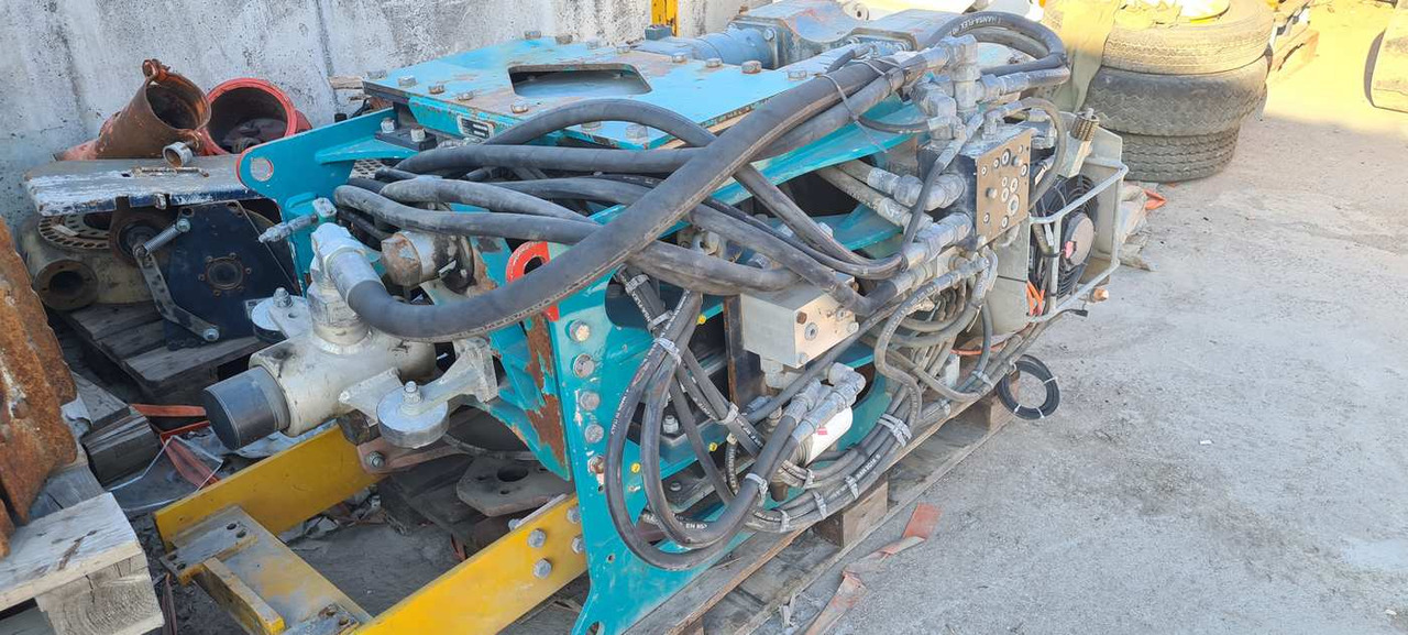 Eurodrill RHV 2400 vibration rotary head - Veliki kamon za bušenje: slika 4 Eurodrill RHV 2400 vibration rotary head - Veliki kamon za bušenje: slika 4