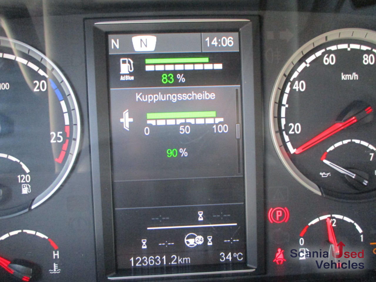 SCANIA P 320 DB6x2*4MLB EWERS Getränkeaufbau, 2 x AHK - Kamion za prevoz boca: slika 3 SCANIA P 320 DB6x2*4MLB EWERS Getränkeaufbau, 2 x AHK - Kamion za prevoz boca: slika 3