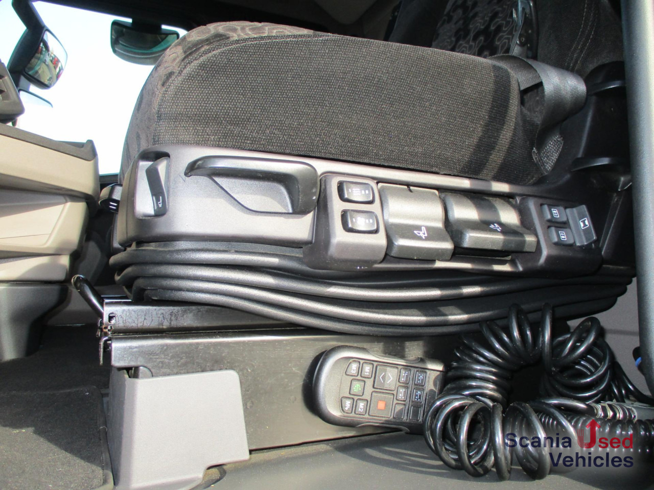 SCANIA S 450 A4x2EB - Tegljač: slika 4 SCANIA S 450 A4x2EB - Tegljač: slika 4