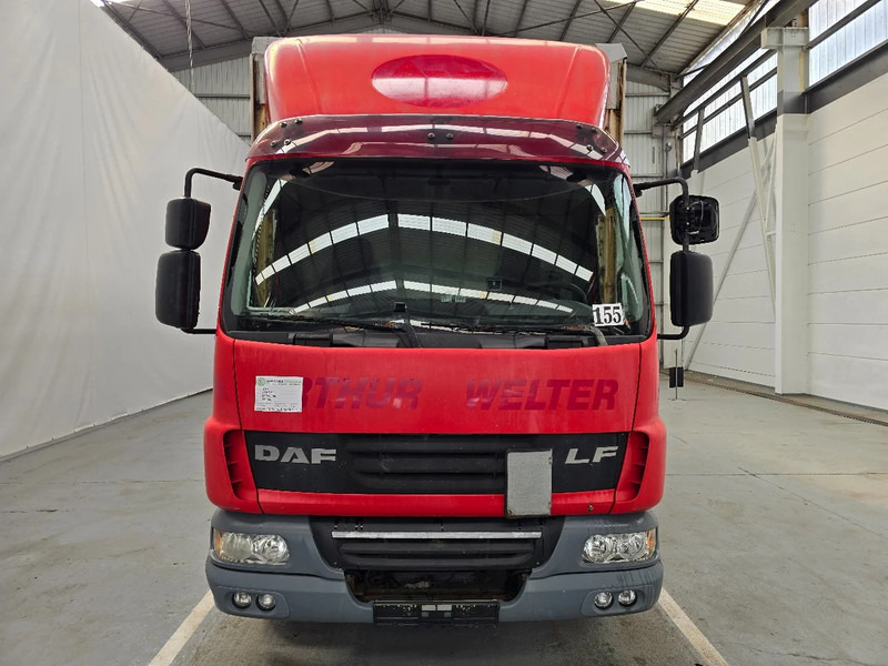 DAF LF 45 220 / EURO 5 / AIRCO / MANUEL / DHOLLANDIA 2000kg - Kamion sa ceradom: slika 2 DAF LF 45 220 / EURO 5 / AIRCO / MANUEL / DHOLLANDIA 2000kg - Kamion sa ceradom: slika 2