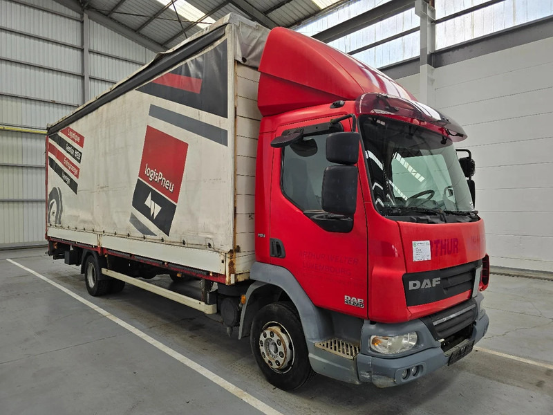 DAF LF 45 220 / EURO 5 / AIRCO / MANUEL / DHOLLANDIA 2000kg - Kamion sa ceradom: slika 3 DAF LF 45 220 / EURO 5 / AIRCO / MANUEL / DHOLLANDIA 2000kg - Kamion sa ceradom: slika 3
