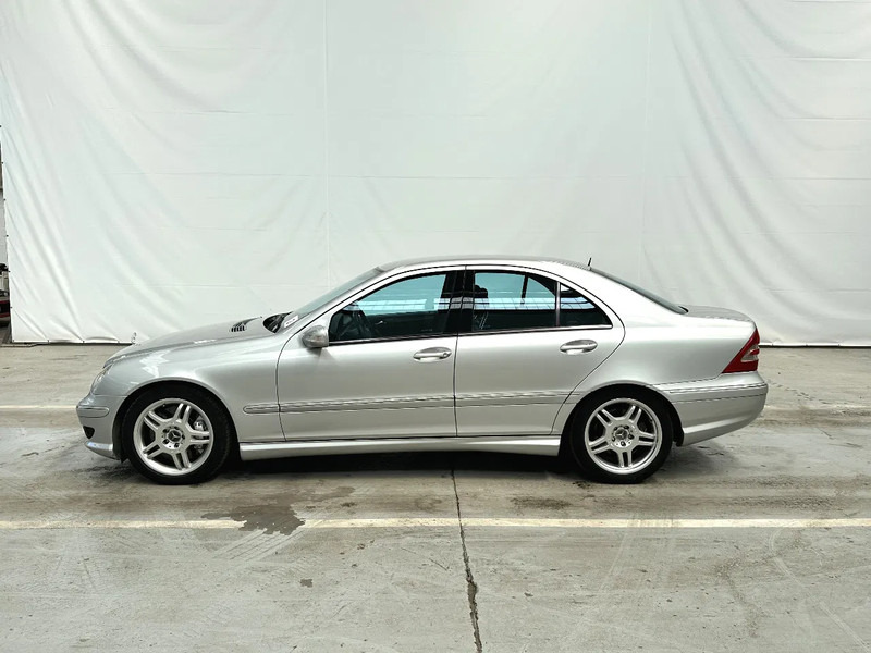 Mercedes-Benz C-Klasse C30 CDI / AMG /DIESEL TURBO 33795 km - Limuzina: slika 2 Mercedes-Benz C-Klasse C30 CDI / AMG /DIESEL TURBO 33795 km - Limuzina: slika 2