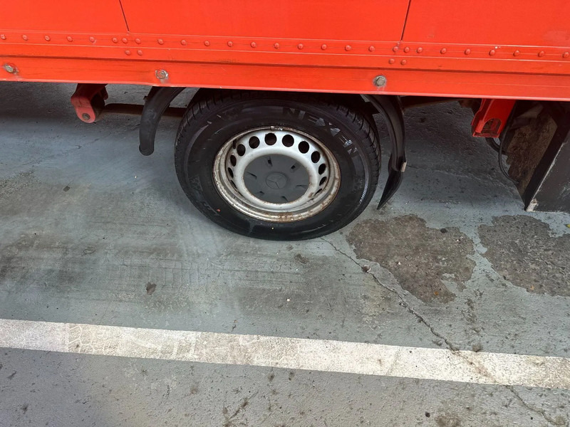 Mercedes-Benz Sprinter 316 - Dostavno vozilo sa zatvorenim sandukom: slika 4 Mercedes-Benz Sprinter 316 - Dostavno vozilo sa zatvorenim sandukom: slika 4