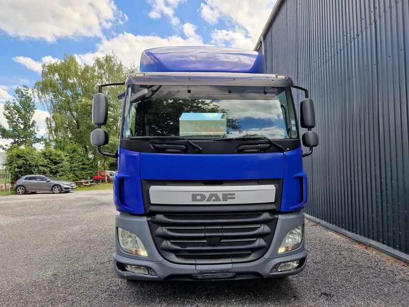 DAF CF 400 EURO 6 / RETARDER / AIRCO / 10 PIECES - 10 STUCK - Tegljač: slika 2 DAF CF 400 EURO 6 / RETARDER / AIRCO / 10 PIECES - 10 STUCK - Tegljač: slika 2