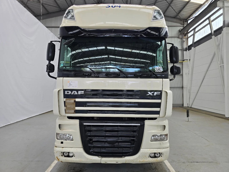 DAF XF 105.410 SUPERSPACECAB EURO 5 /AIRCO - Tegljač: slika 2 DAF XF 105.410 SUPERSPACECAB EURO 5 /AIRCO - Tegljač: slika 2
