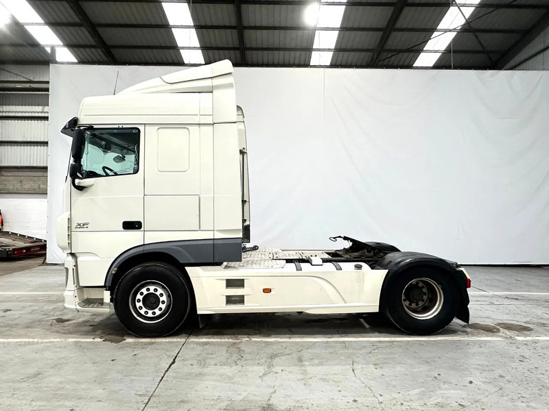 DAF XF 460 SPACECAB / STANDAIRCO / ADR - Tegljač: slika 2 DAF XF 460 SPACECAB / STANDAIRCO / ADR - Tegljač: slika 2