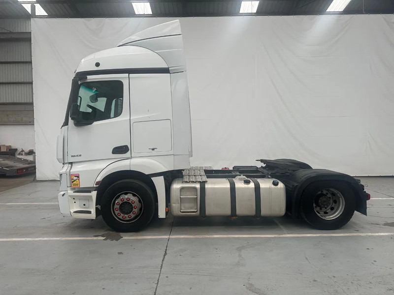 Mercedes-Benz Actros 1843 - Tegljač: slika 2 Mercedes-Benz Actros 1843 - Tegljač: slika 2